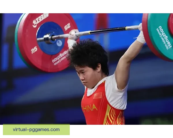 举重联赛破世界纪录风云，选手实力逆天势力险胜夺冠