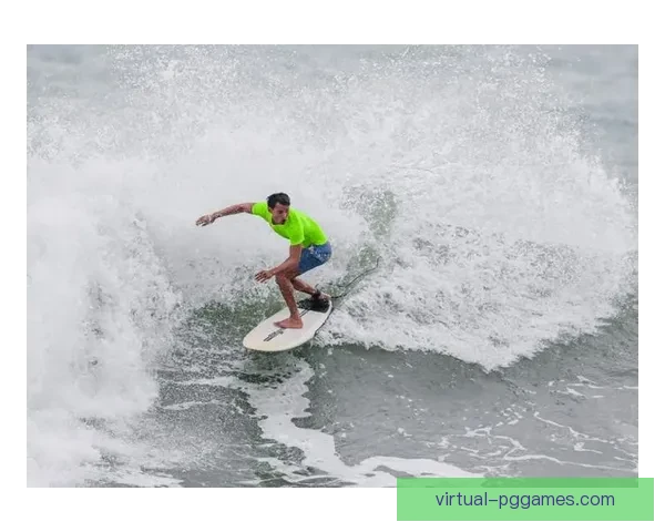 夏季冲浪比赛：夺冠新秀崭露头角，传统劲旅遭逆袭